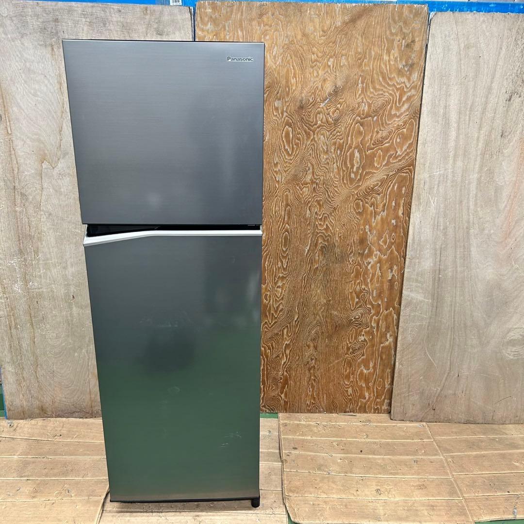 841 パナソニック　冷蔵庫　容量200l〜300l 一人暮らし　小型　同棲向け
