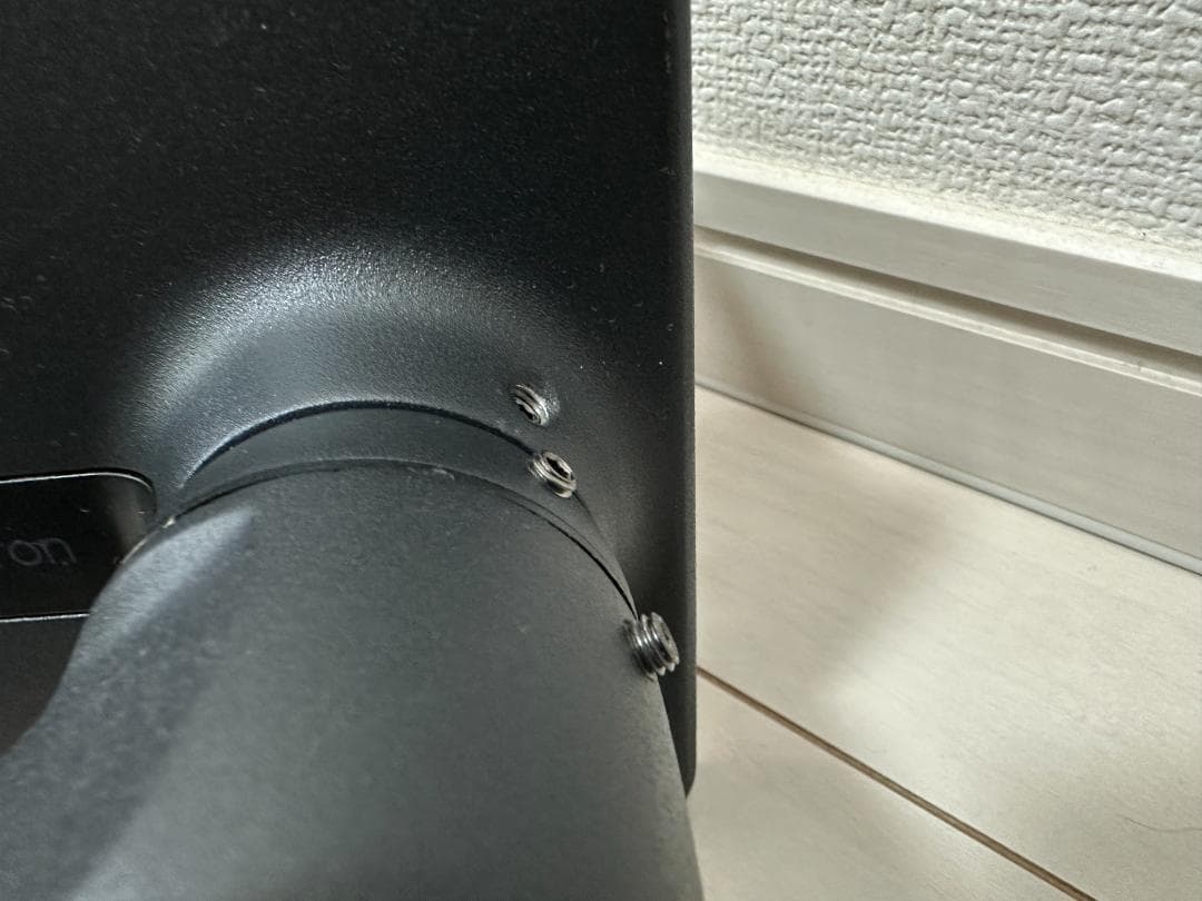 エルゴトロン モニターアーム（*2）とトレイ