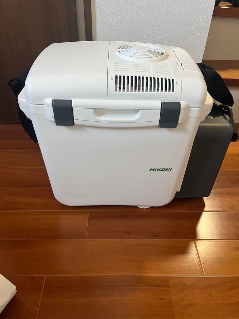 HiKOKI 冷温庫 UL 18DA クーラーボックス 保冷　保温