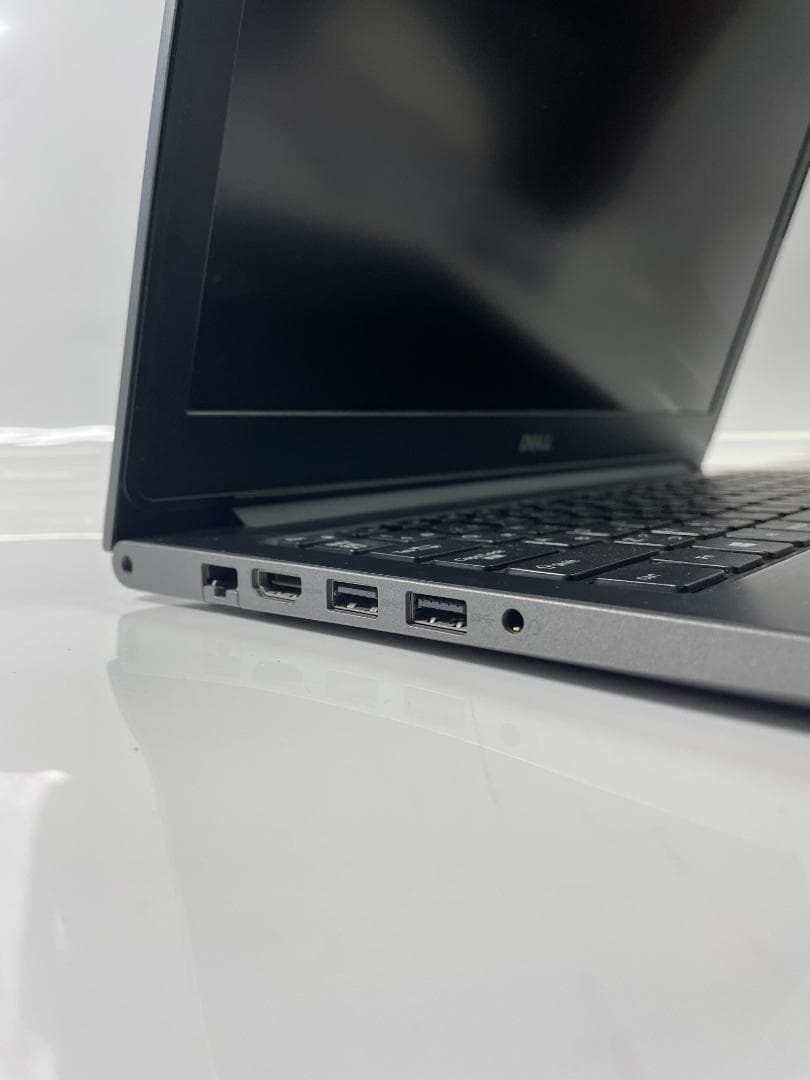 DELL Vostro 5568 7世代-i7/8GB/256GB