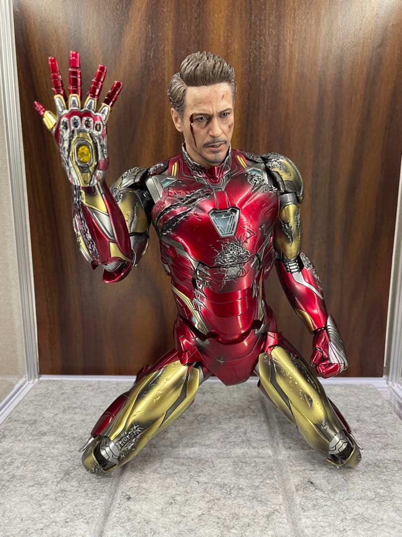 ホットトイズ アイアンマン マーク85 バトルダメージ