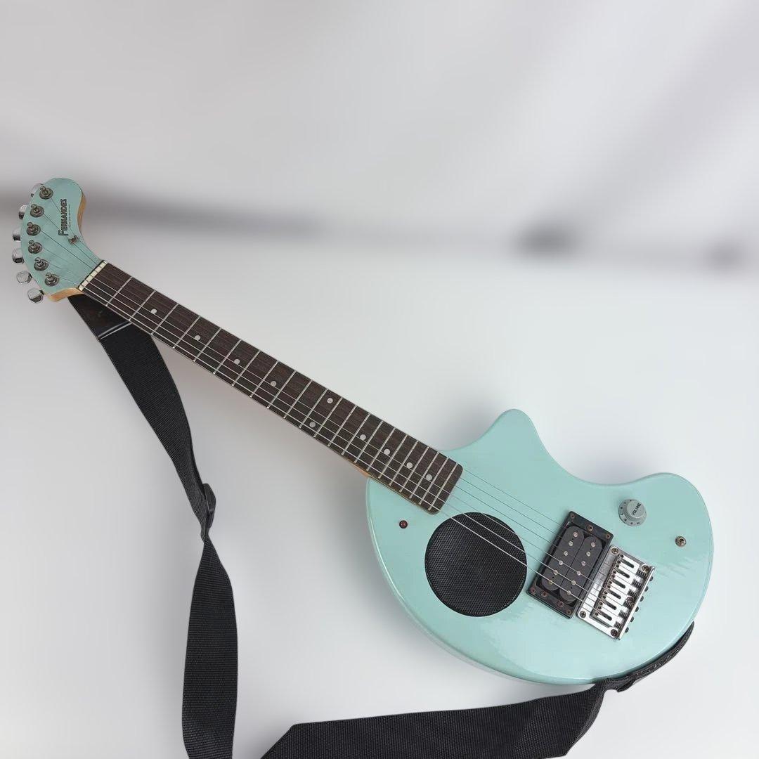 Fernandes フェルナンデス ZO-3 アンプ内蔵ミニエレキギター 象さん