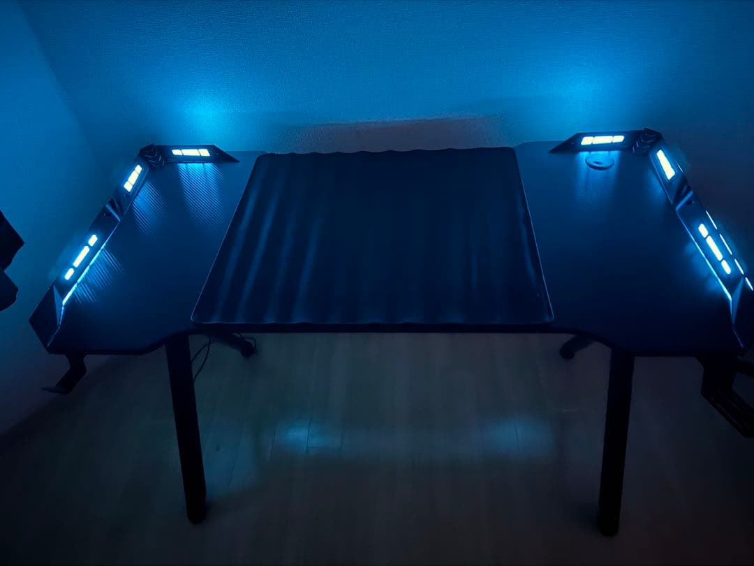 ゲーミングデスク 幅120cm×奥行60cm カーボンファイバー製 【完成品】