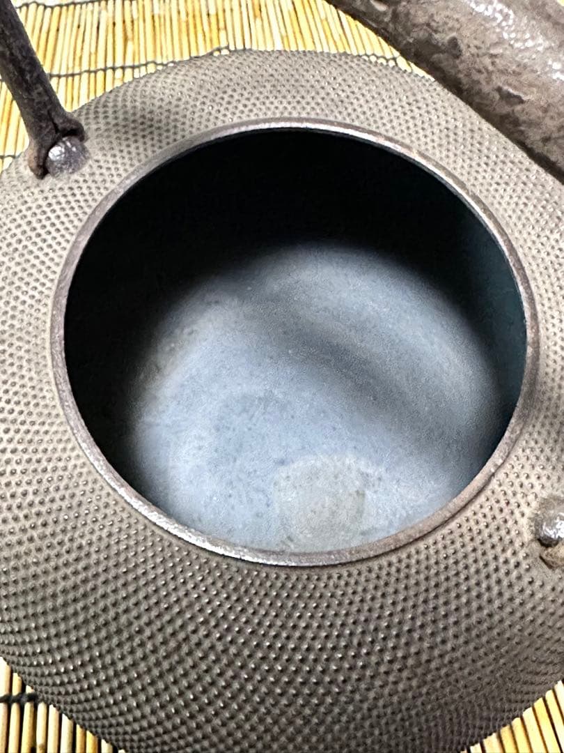 未使用品、共木箱、付属品付　南部照光堂造　１５型アラレ　日々是好日様　売約済み