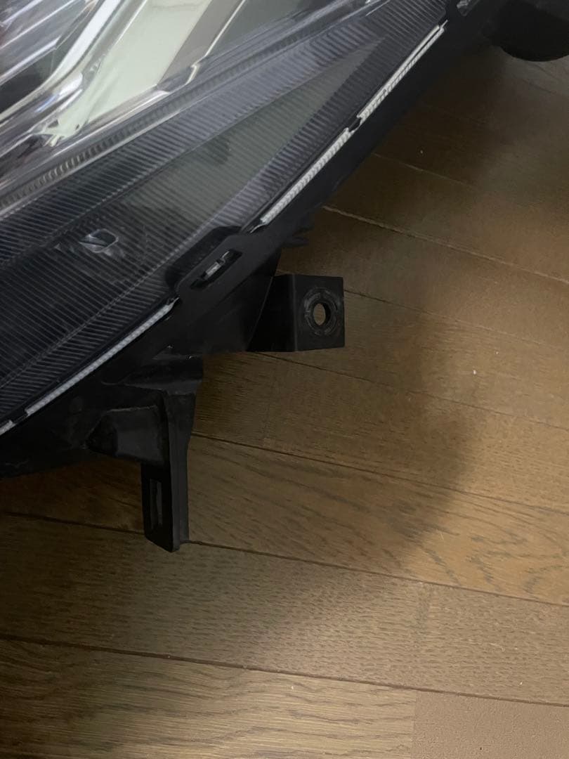 値下げ！　日産　ノート　E12 LEDヘッドライト左右