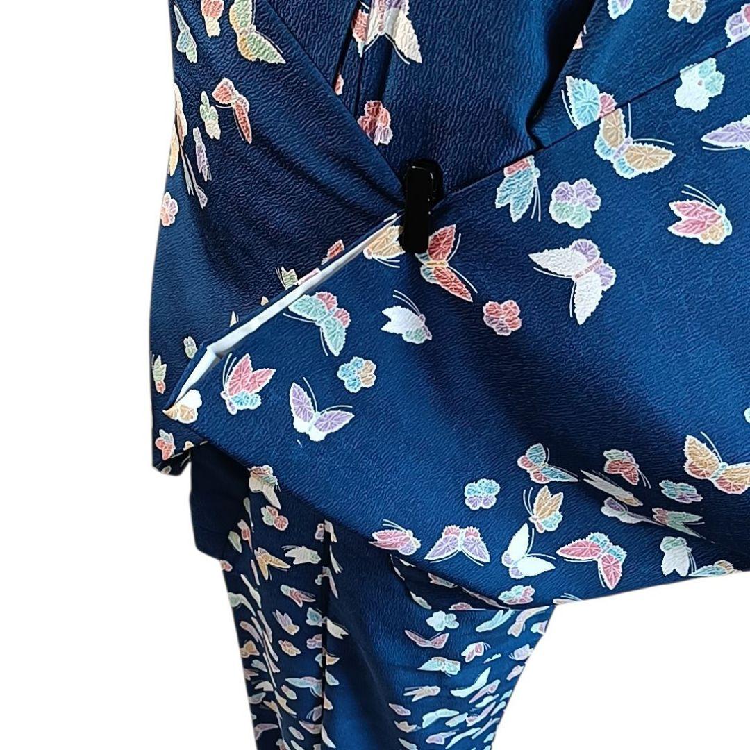 き*う様 C68 ちどり屋 東レシルック 着物 小紋 洗える着物 化繊 蝶 青