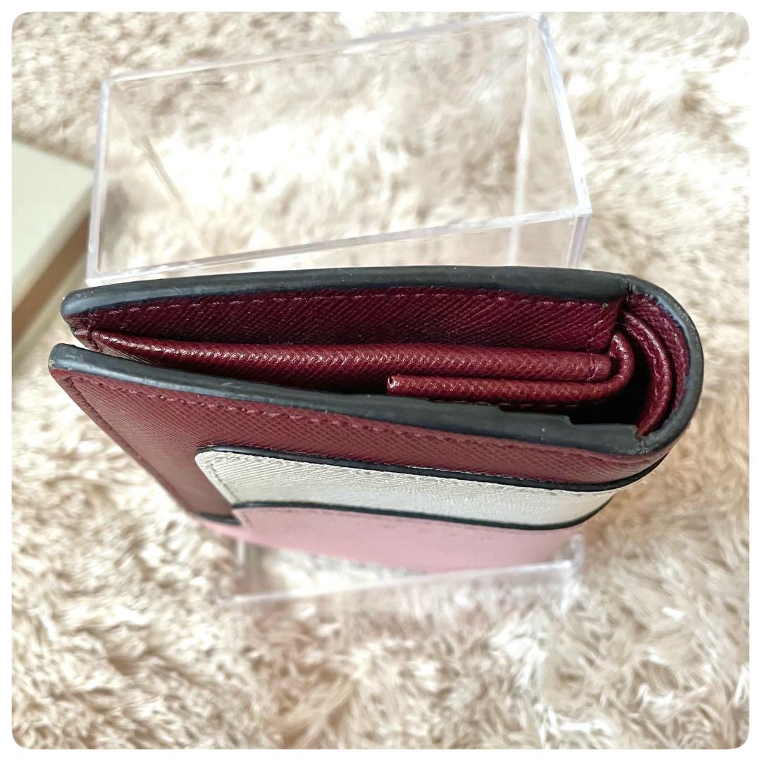 美品✨　マルニ　MARNI　二つ折り財布　ミニウォレット　レザー　マルチカラー