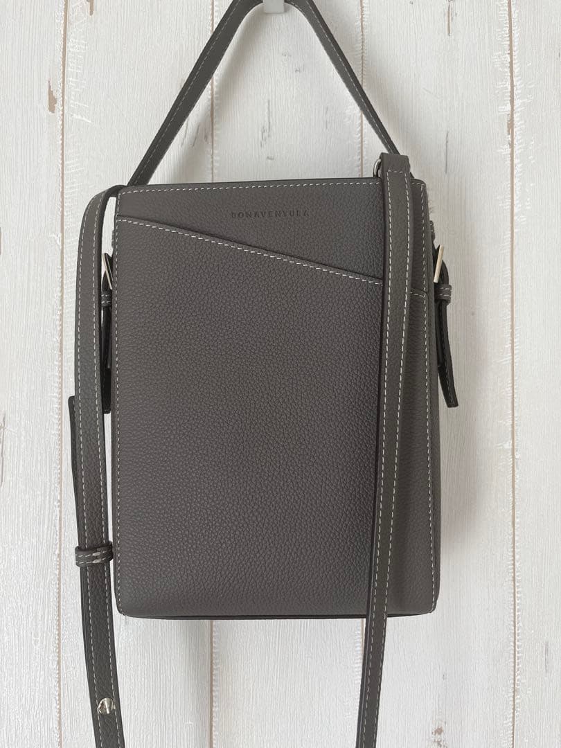 【りん太郎さま専用】ボナベンチュラ ミカバッグ　Mica