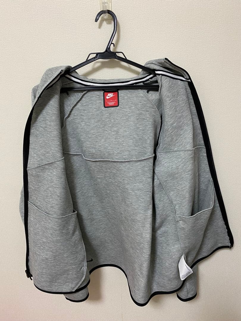 NIKE ナイキ　テックフリース フルジップ ウィンドランナー フーディ L