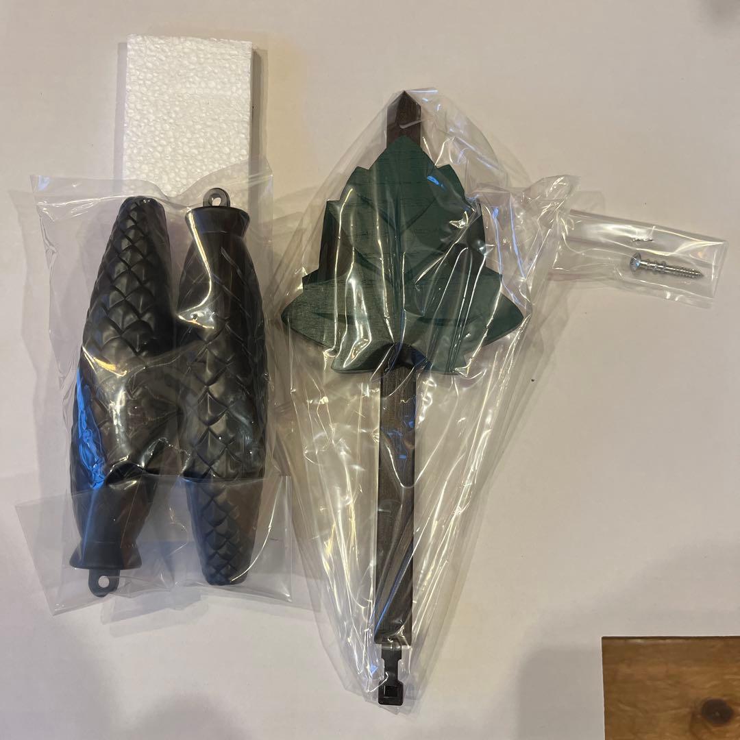 【粉雪小僧】RHYTHM 木製クォーツ掛時計 動物装飾付き