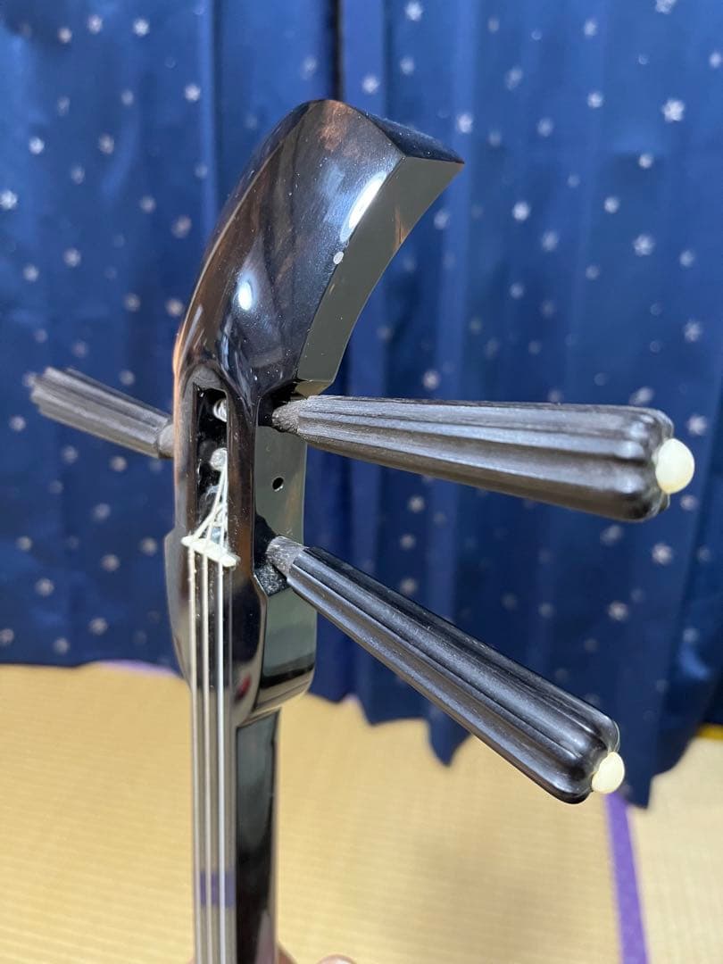 沖縄三線　三味線　弦楽器　和楽器