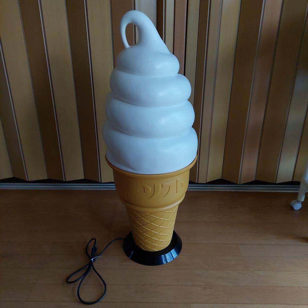 アイスクリーム型ディスプレイ