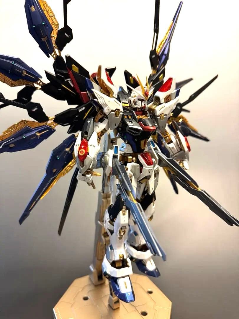 中華製 1/100 MGEXストライクフリーダムモデル 全塗装完成品