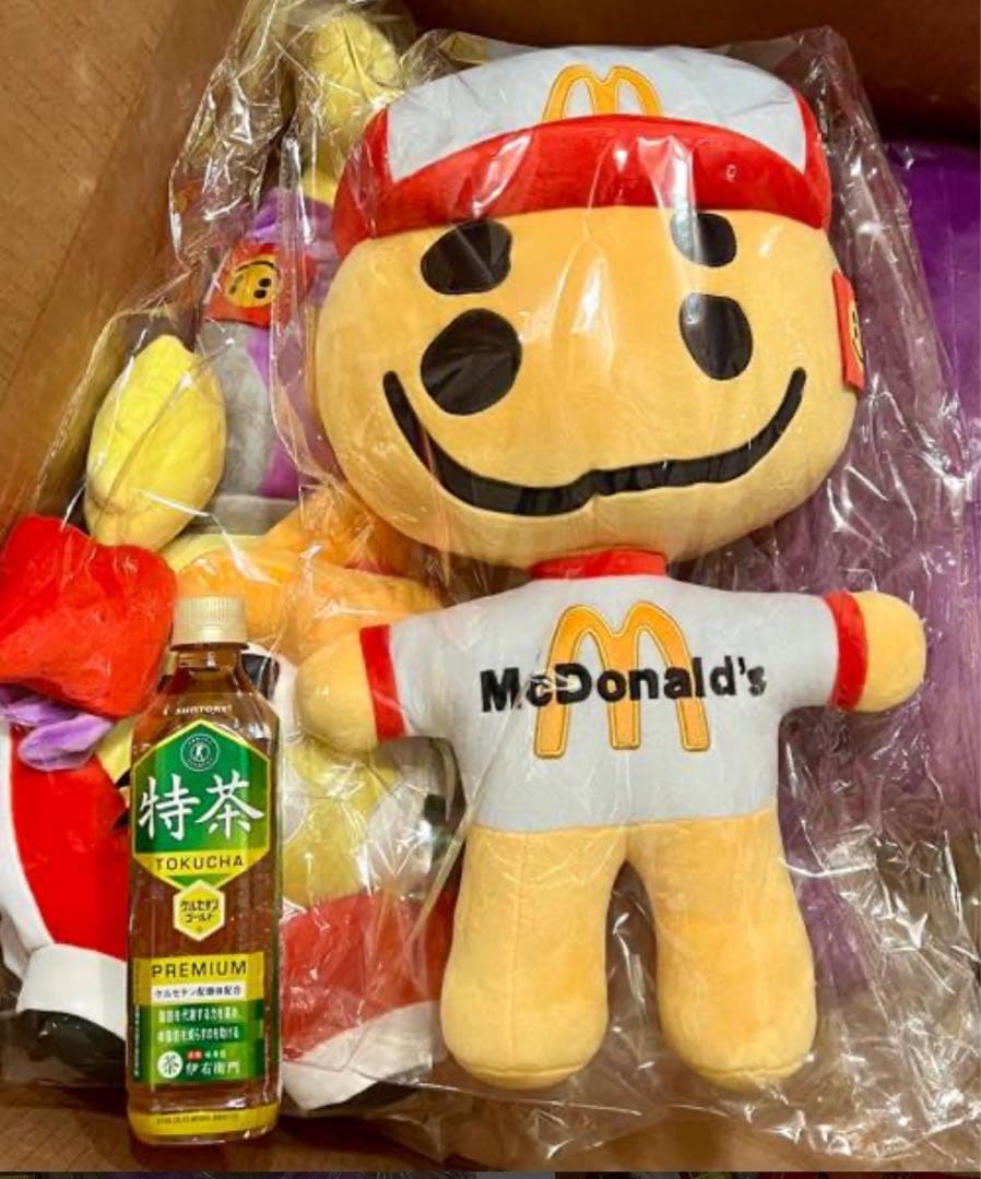 マクドナルド CPFM x McDonald's Set of 4 Plush