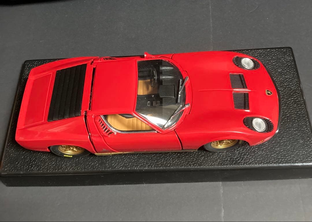 1/18 ランボルギーニ　ミウラ　レッド　2点セット