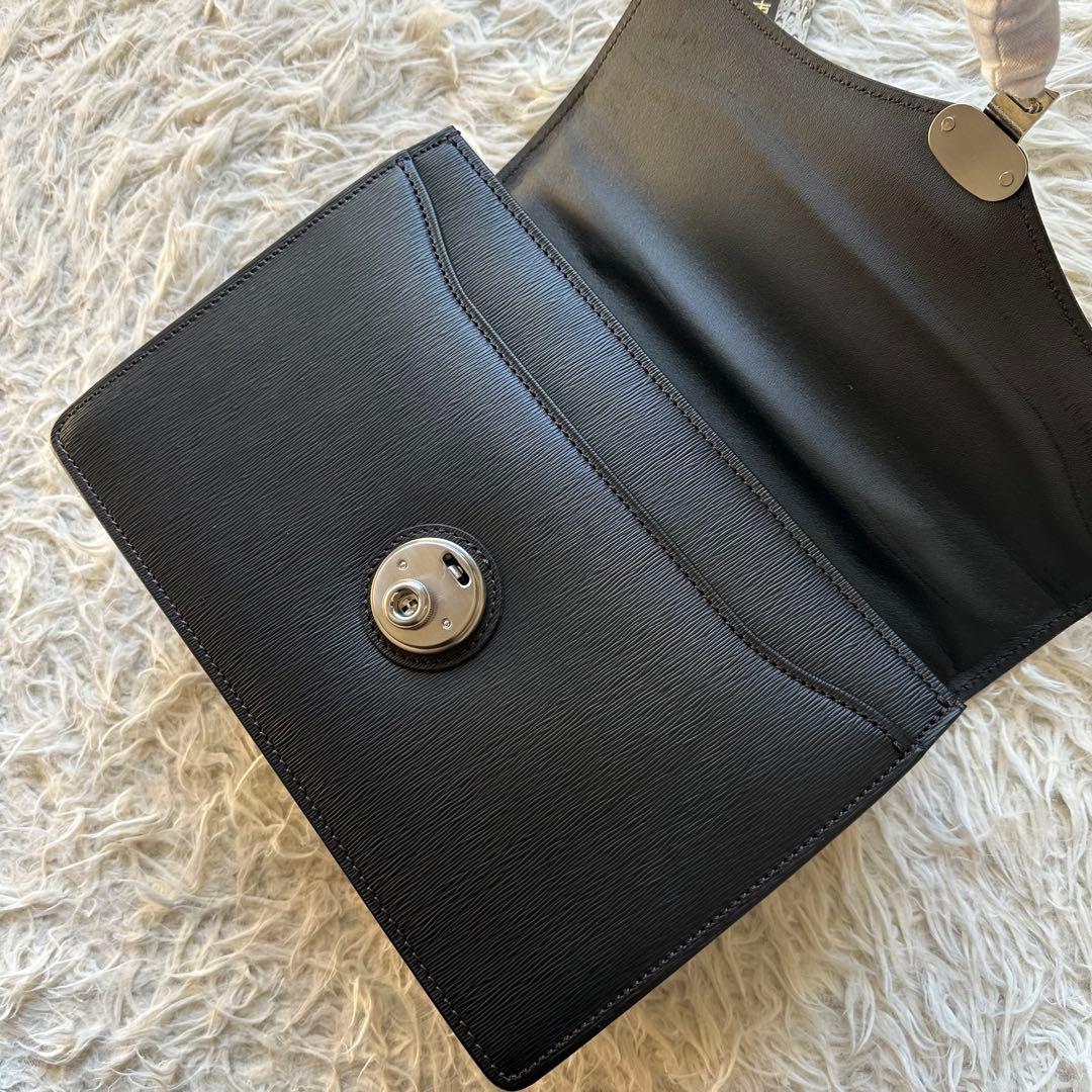 新品未使用　DAKS 本革　レザー　黒　セカンドバッグ　クラッチ　ダレス　日本製