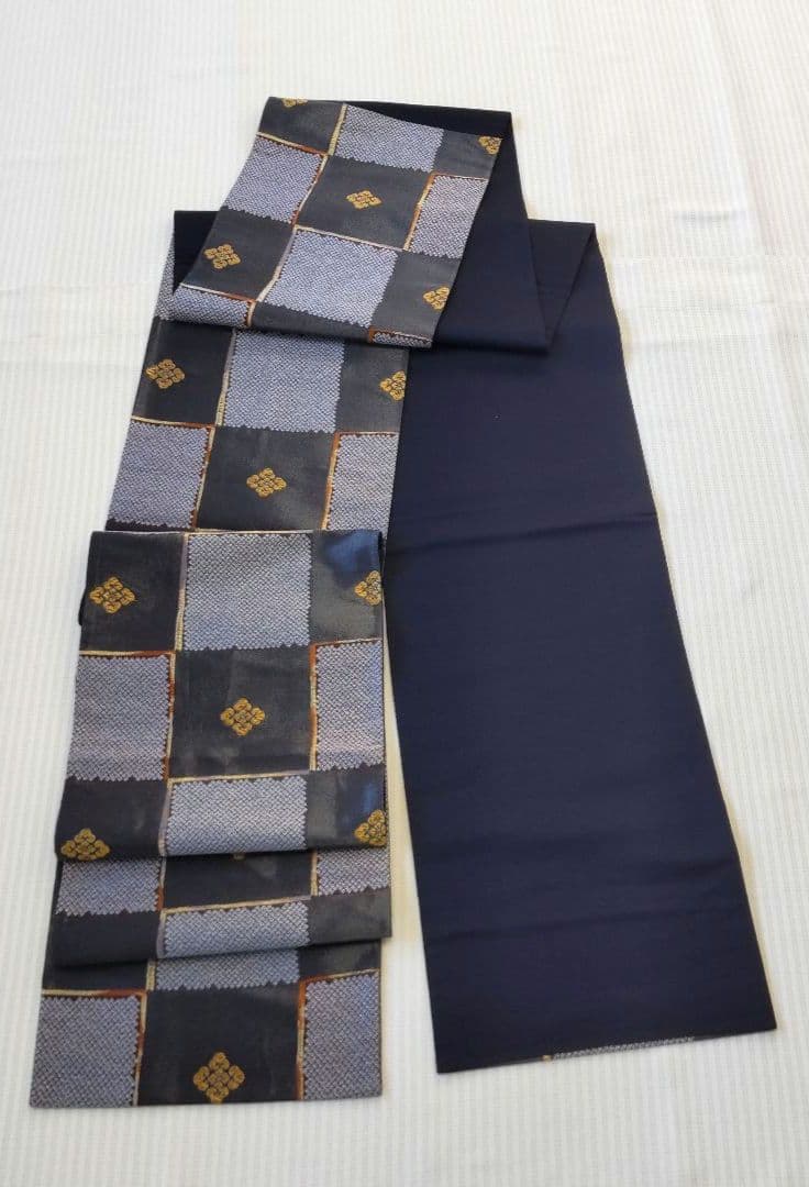 【洒落袋帯】一目惚れ級！黒地引箔×鹿子市松■天井鹿子文/粋モダン/424cm