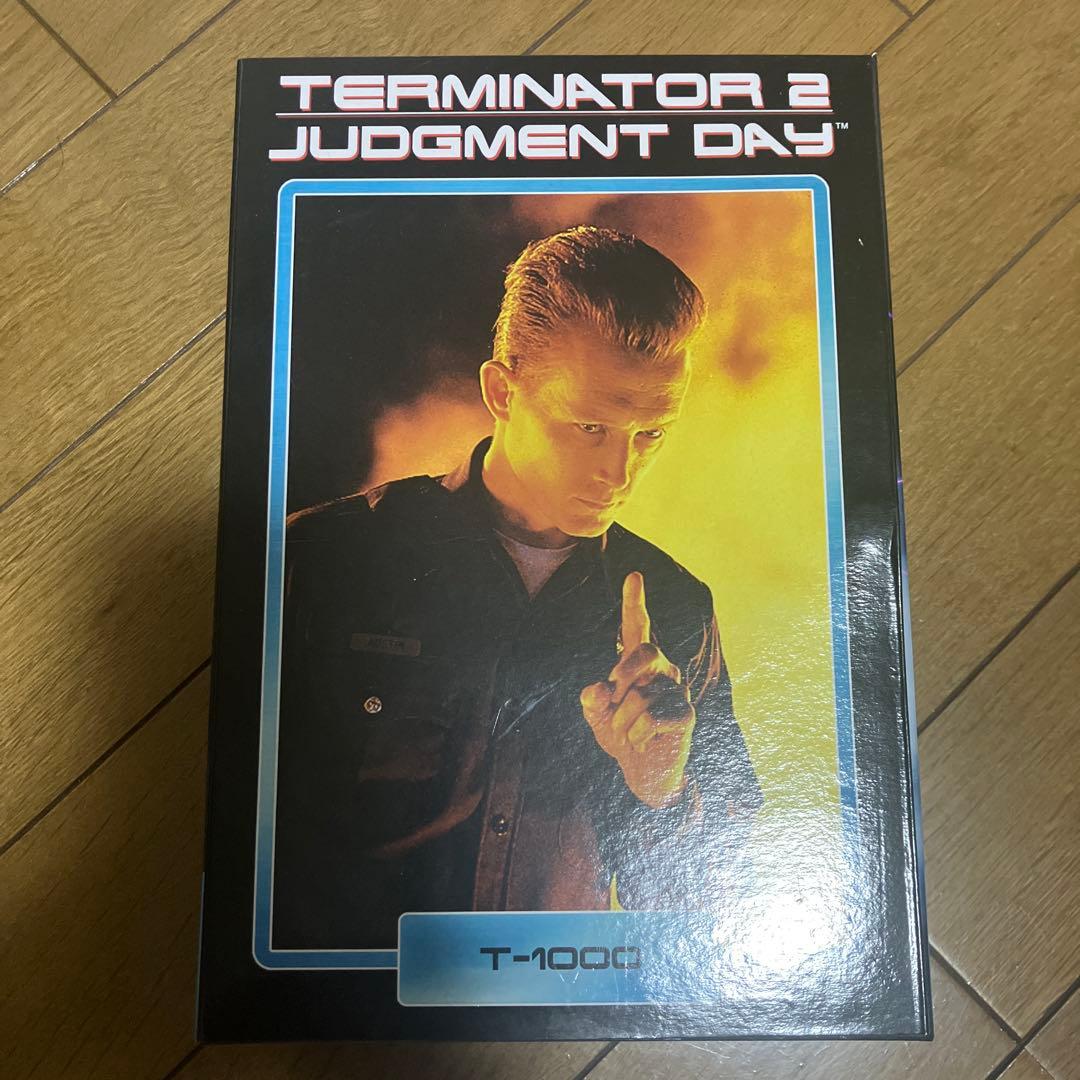 NECA T-1000 フィギュア