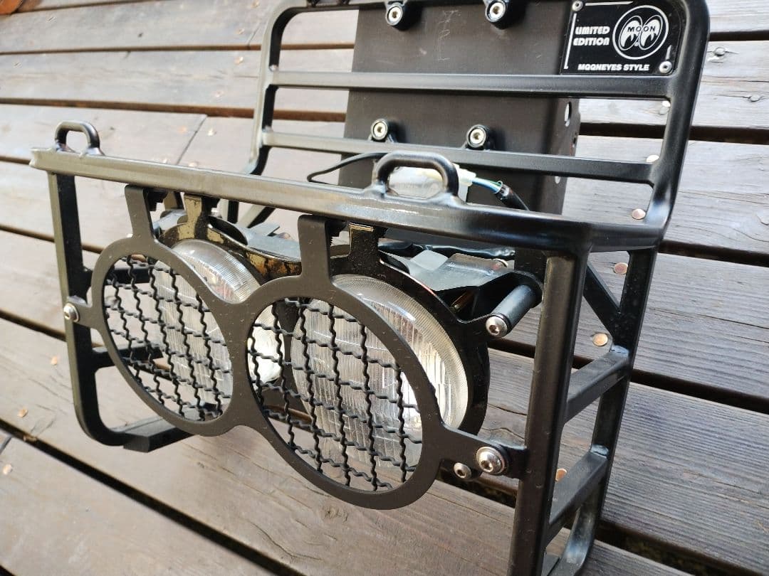 ハンターカブ デュアルヘッドライトフロントラックキット【MOONEYES】