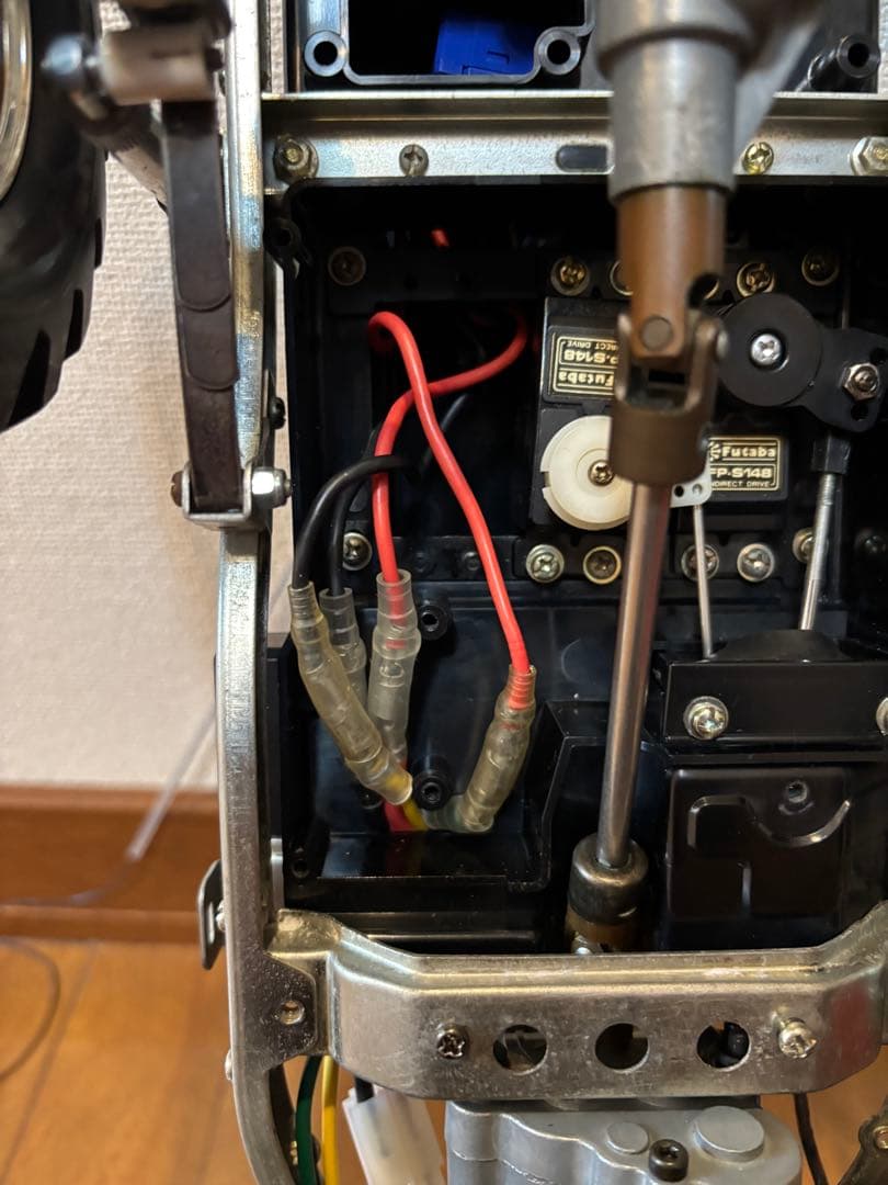 2ビート 1/10 タミヤ ハイラックス4WD マウンテンライダー仕様