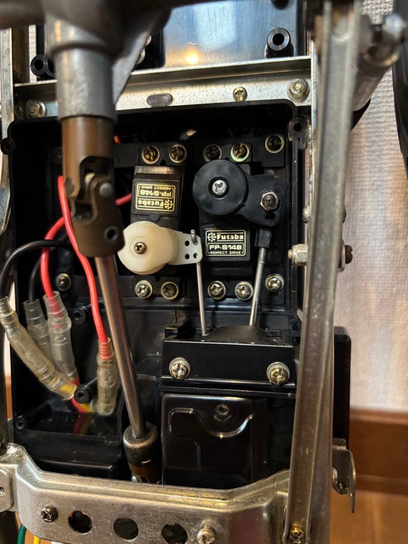 2ビート 1/10 タミヤ ハイラックス4WD マウンテンライダー仕様