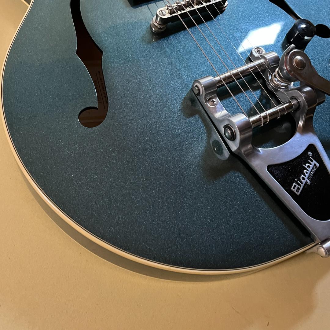 ギター GRETSCH G2622T Streamliner with Bigsby