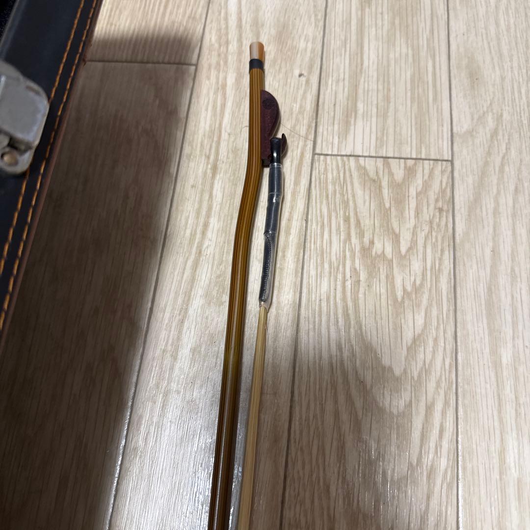 二胡 敦煌牌 上海民族楽器 弦、松脂、ハードケース付