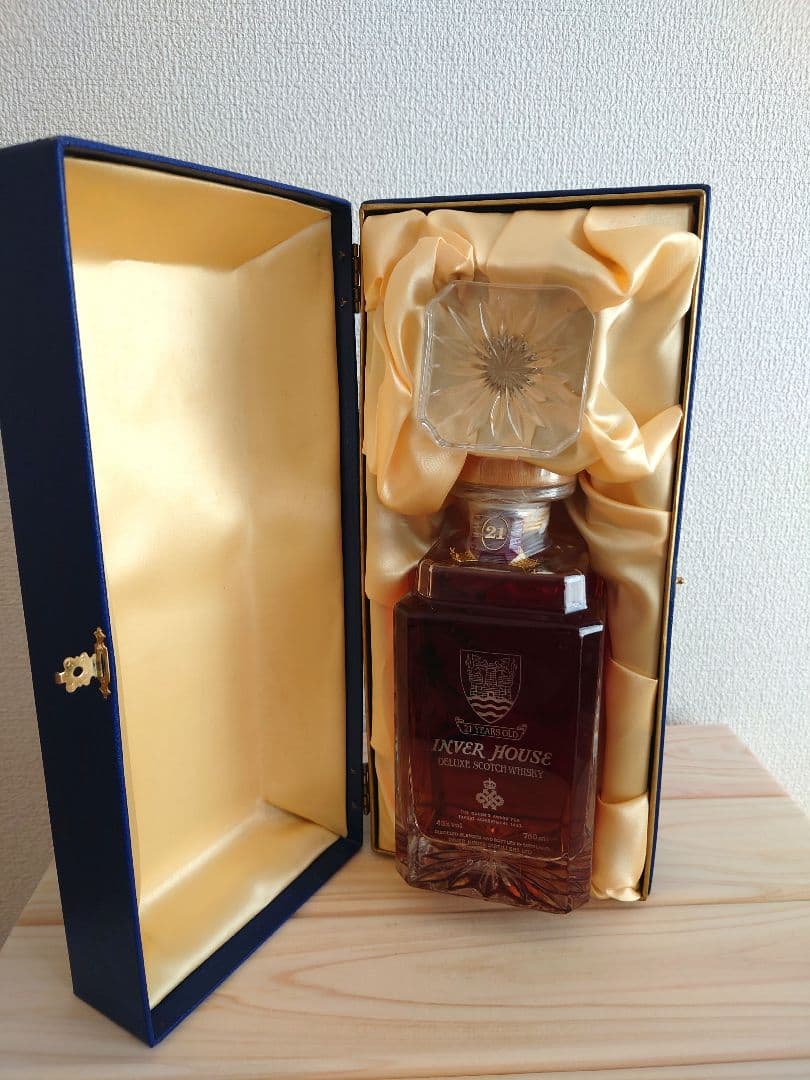 インバーハウス21年 デラックススコッチウイスキー 750ml 替え栓・外箱付き