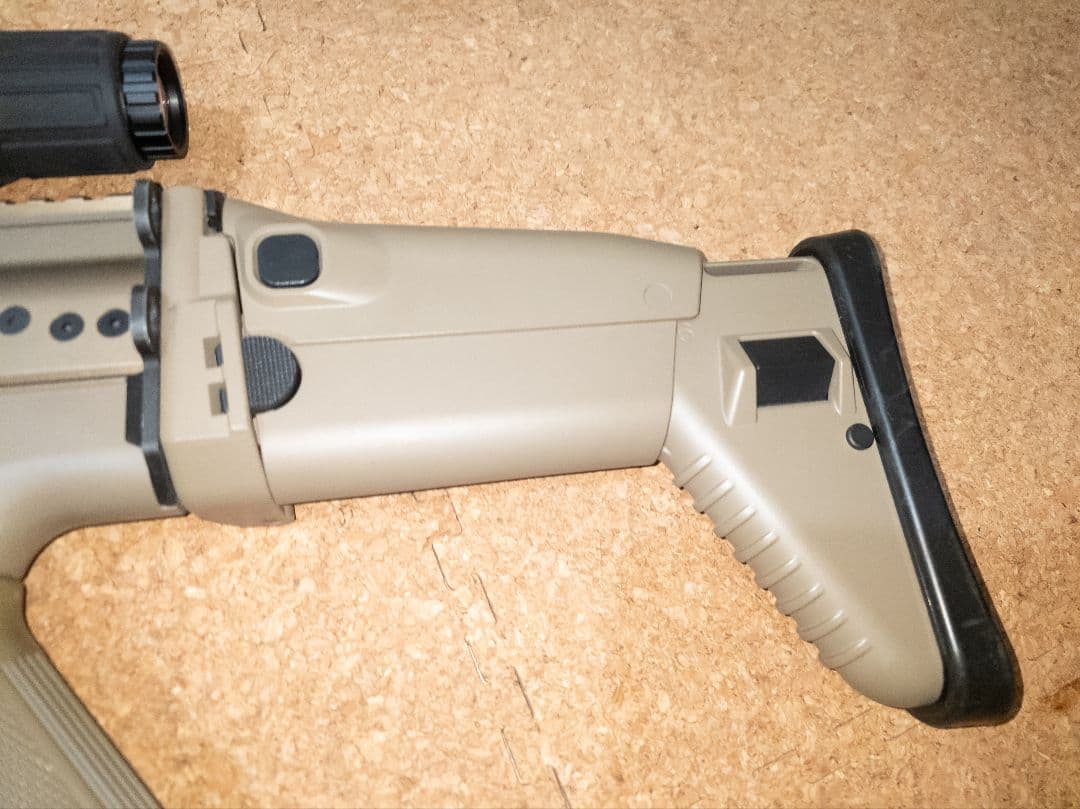 次世代電動ガン　スカー　H 　ホロサイト付き