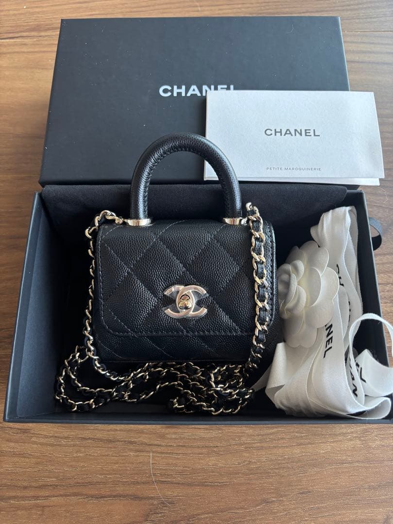 最終値下げ！新品シャネルマイクロミニココハンドルハンドバッグマトラッセ キャビア