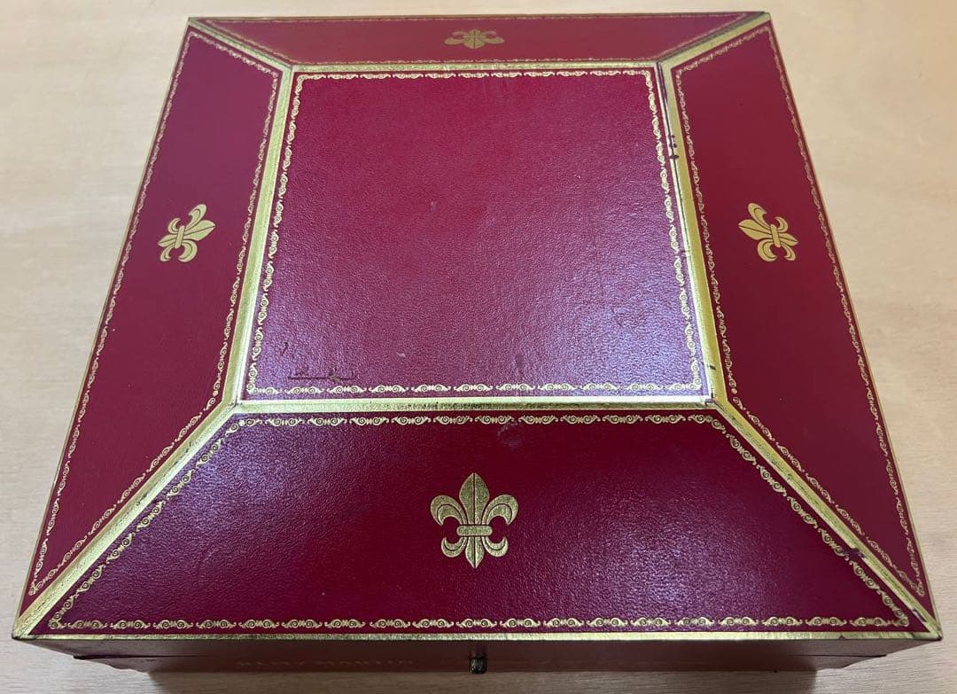 Baccarat バカラ　レミーマルタン　ルイ13世　空瓶　箱付き　グラス付