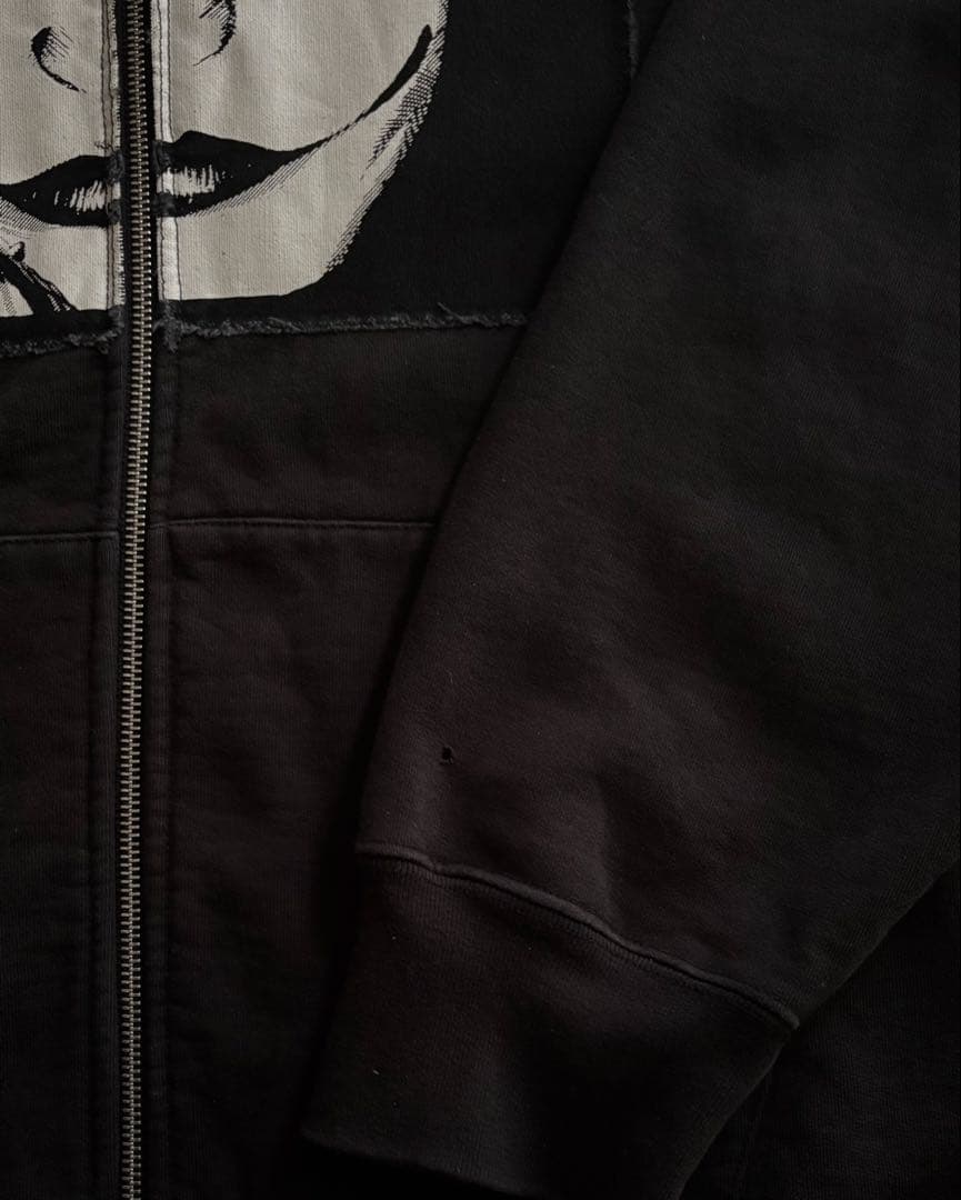 日*人様 Supreme The Crow ZipUp Hooded Sweat