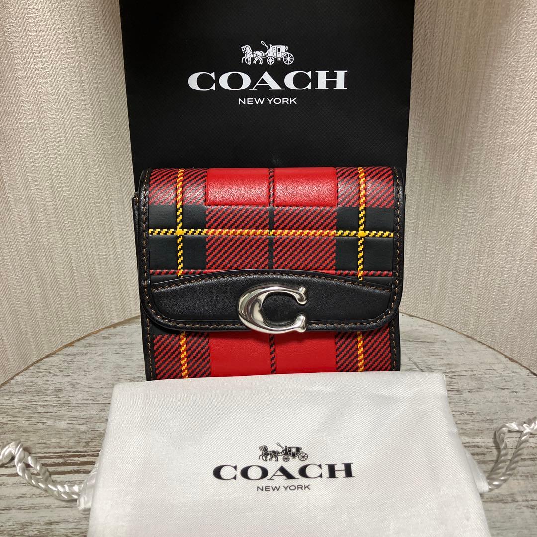 COACH三つ折り財布、チェック柄赤黒（極美品）