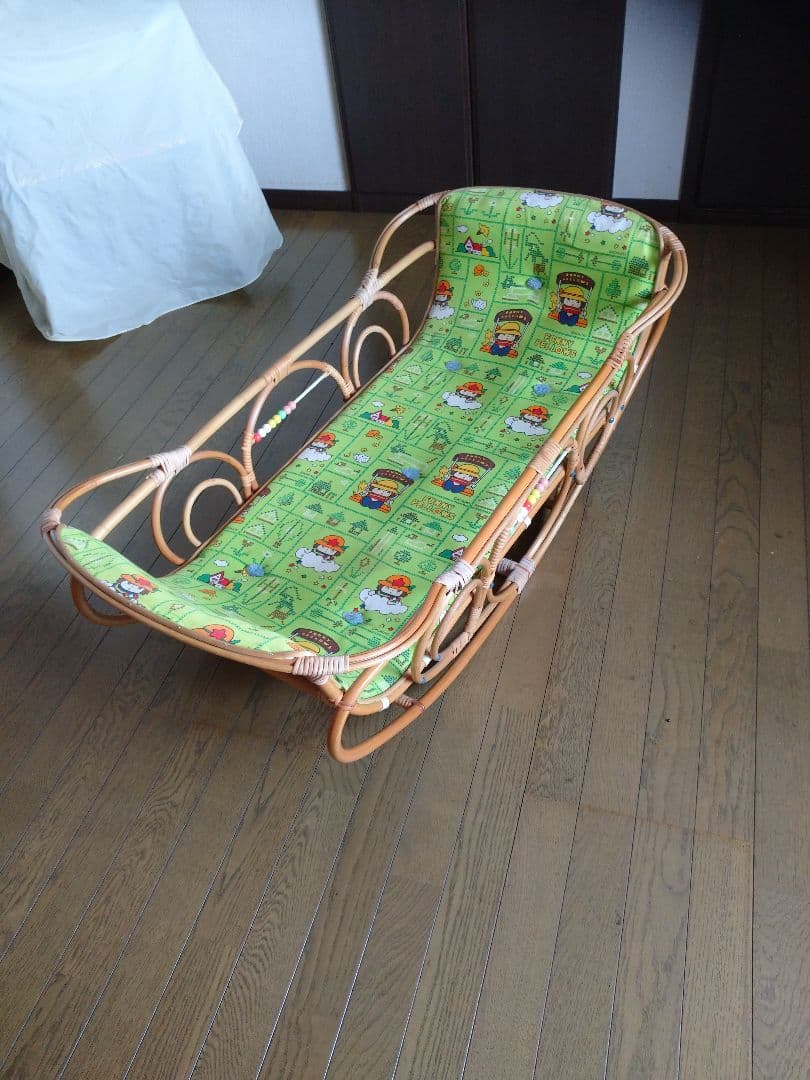 昭和レトロ家具　レトロポップなゆりかご