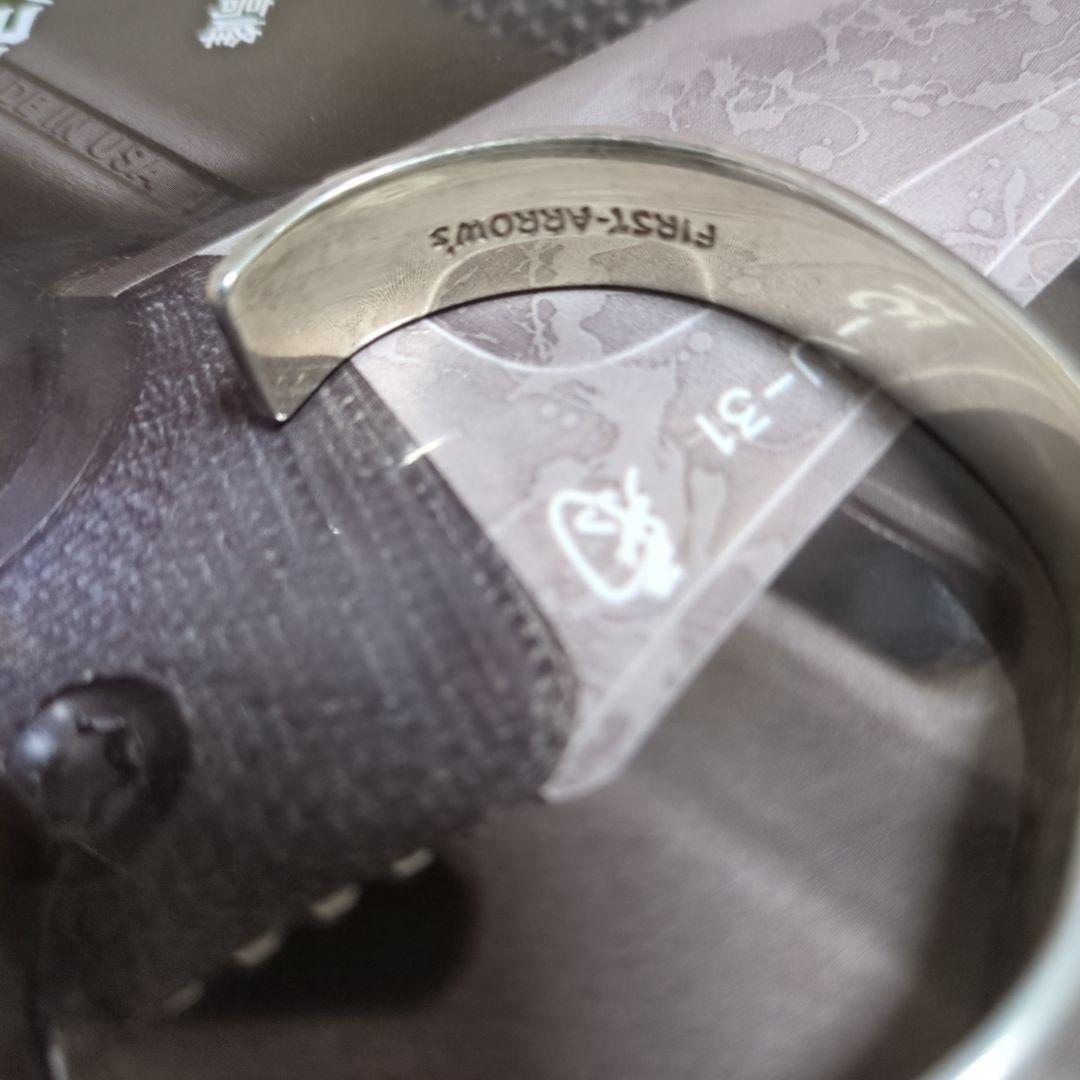 FIRST ARROW‘s 18kシルバー950 バングル