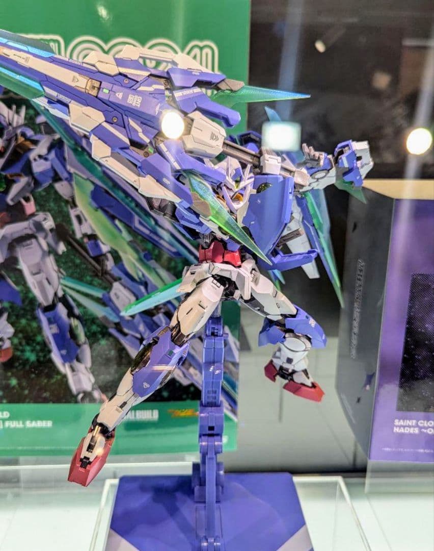 新品未開封★メタルビルド　ダブルオークアンタ　フルセイバー