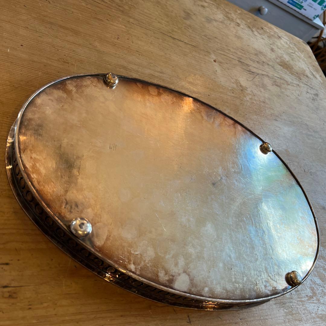 英国アンティーク 彫刻模様 オーバルトレイ