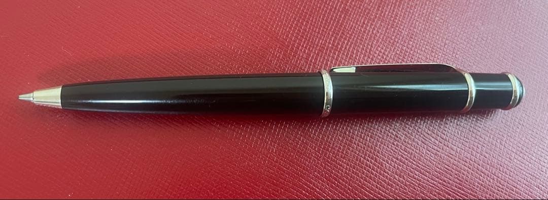 カルティエ　ボールペン