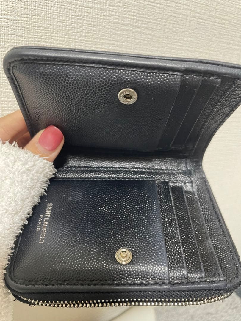 サンローラン　BLACK 二つ折り財布
