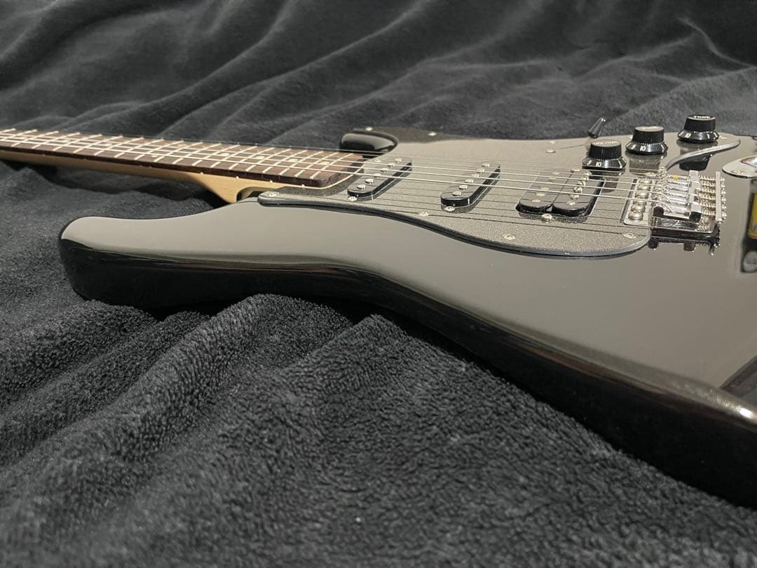 ギター Fender SQ AFN FAT STRAT MBK SPRKL HDW