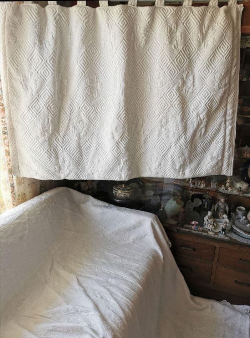 アンティーク ピケドプロヴァンス 桜モチーフ リバーシブルふっくらキルト 垂れ幕