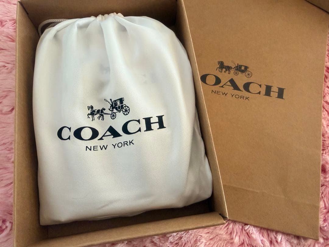 COACH ネイビー 二つ折り財布新品 プレゼントに♡