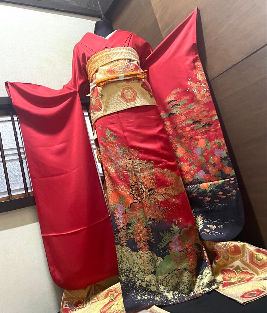 振袖 フルセット6点サイズＬ雲取り御所車花文　松　暈し染め　金彩　正絹