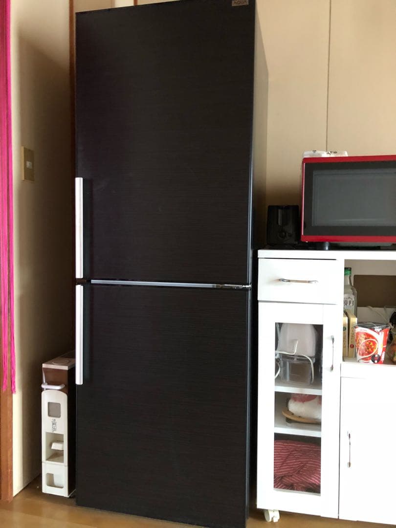 ブラック冷蔵庫 自動製氷機つき