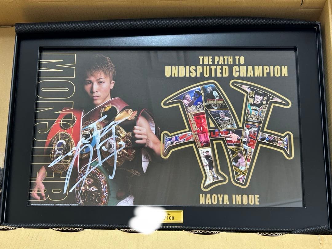 井上尚弥　ピンズ　直筆サイン　限定版