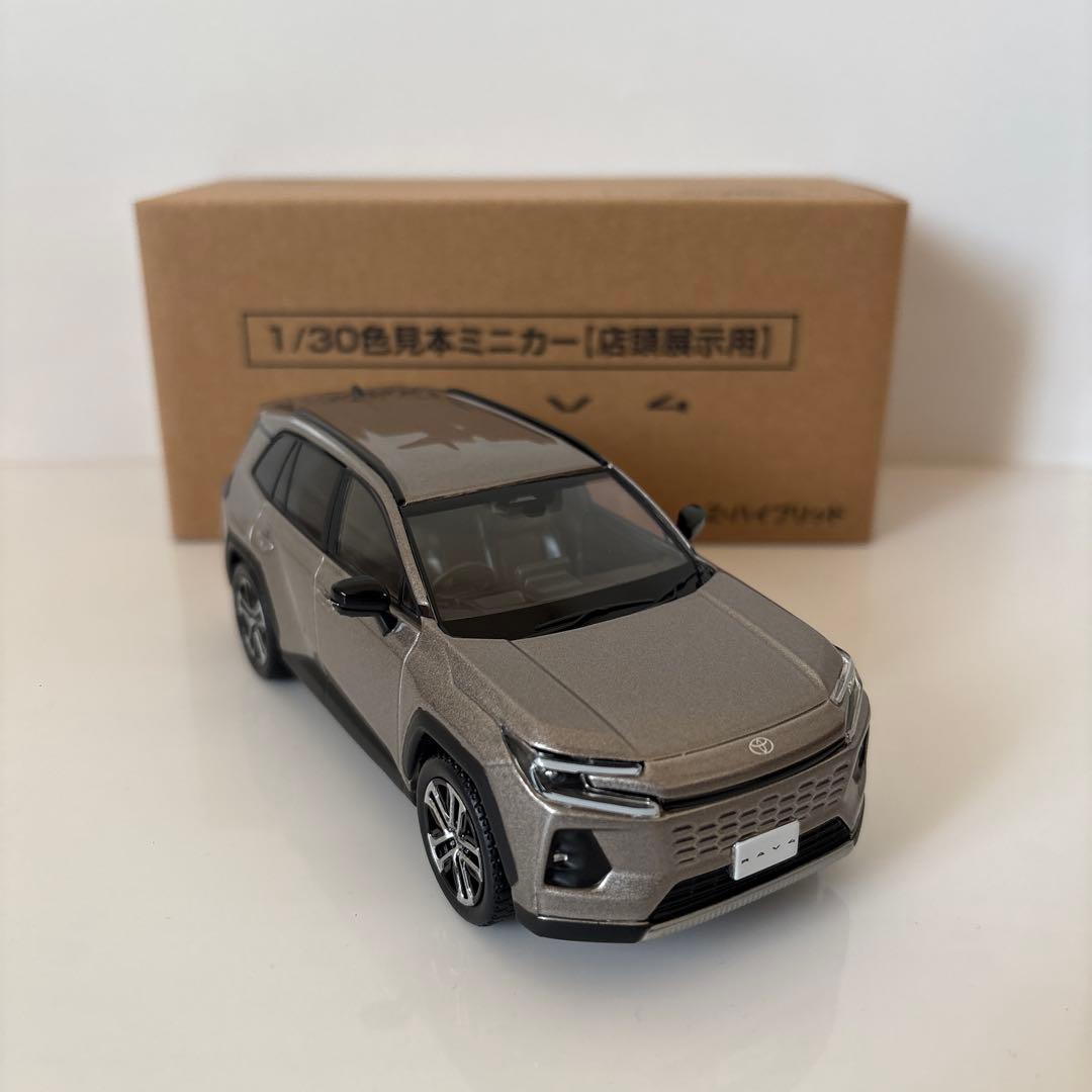 トヨタ 新型RAV4 ミニカー カラーサンプル アバンギャルドブロンズ【非売品】