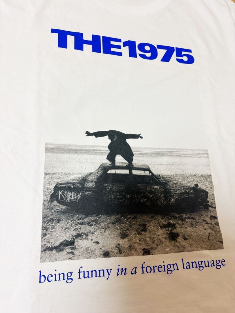 ミュージシャン THE 1975 Being In A Foreign Language T