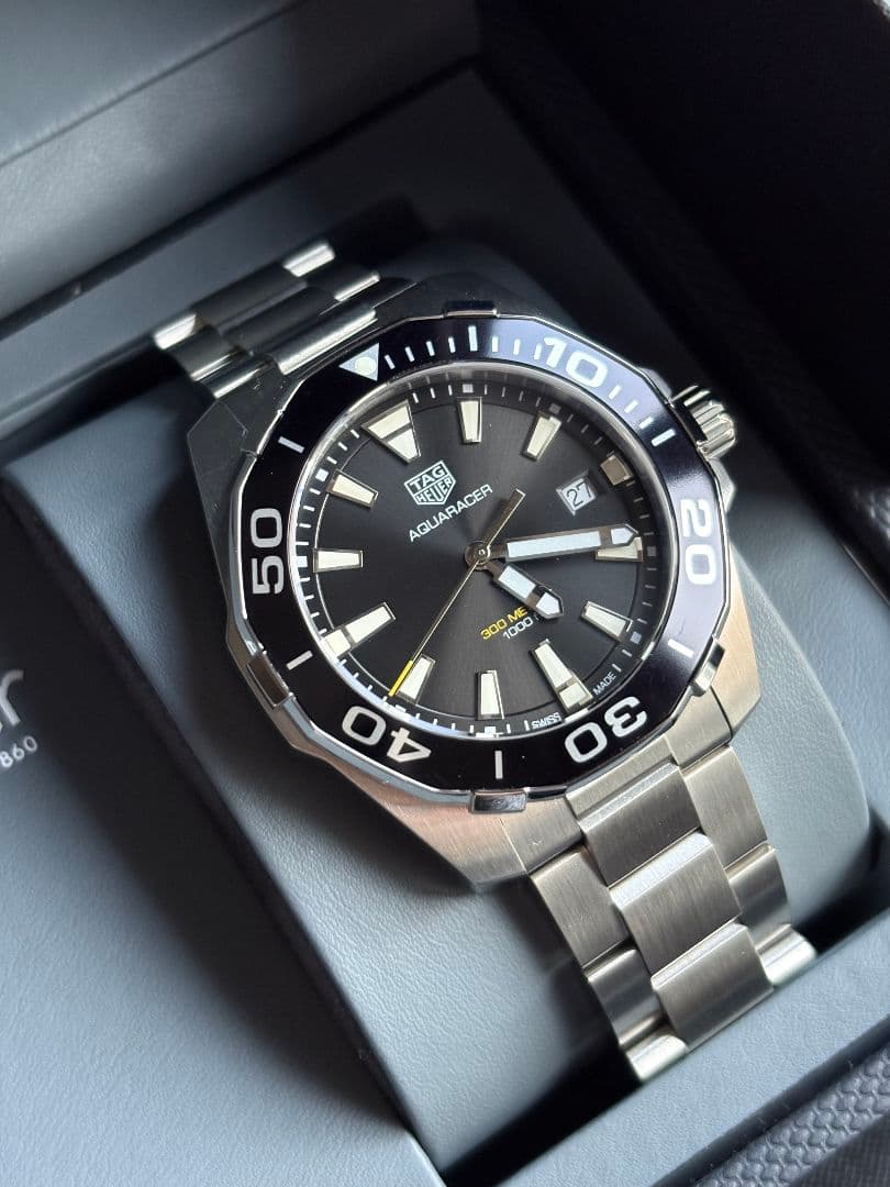 未使用に近い タグホイヤー アクアレーサー　WAY111A　メンズ腕時計