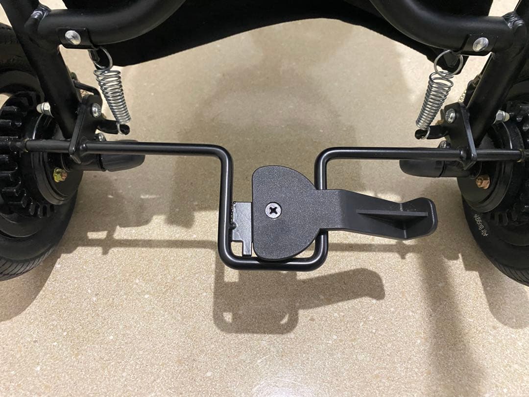 Air Buggy for dog DOMEエアバギー ペットカート迷彩