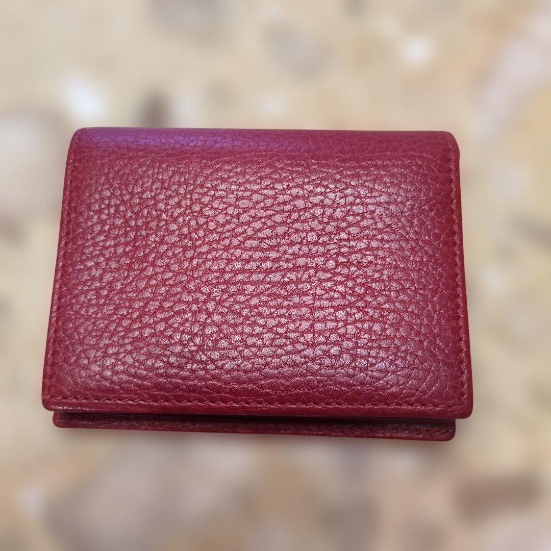 美品✨️ グッチ マーモント 二つ折り財布 GGロゴ金具 レザー 赤